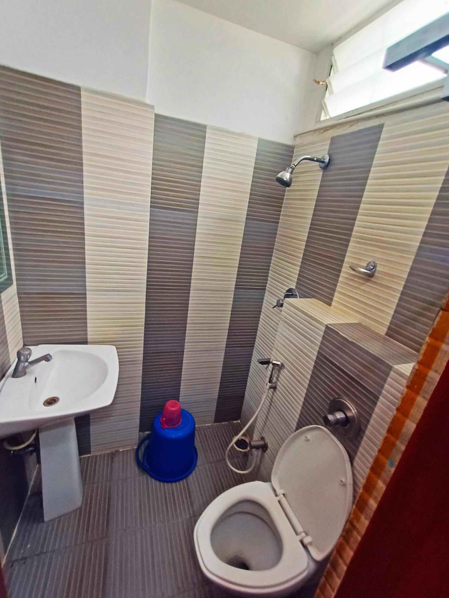 Hotel Pavithra Paradise Bengaluru Zewnętrze zdjęcie