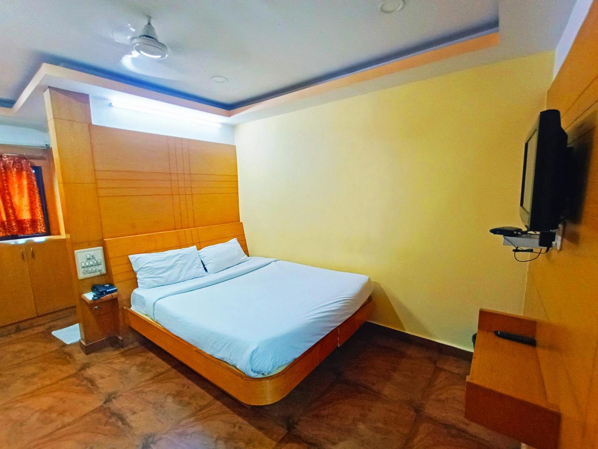 Hotel Pavithra Paradise Bengaluru Zewnętrze zdjęcie